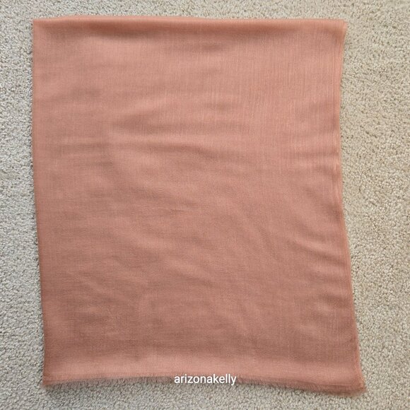 NWOT Ovcio Cashmere Featherlight Scarf in Mocha - Picture 9 of 13